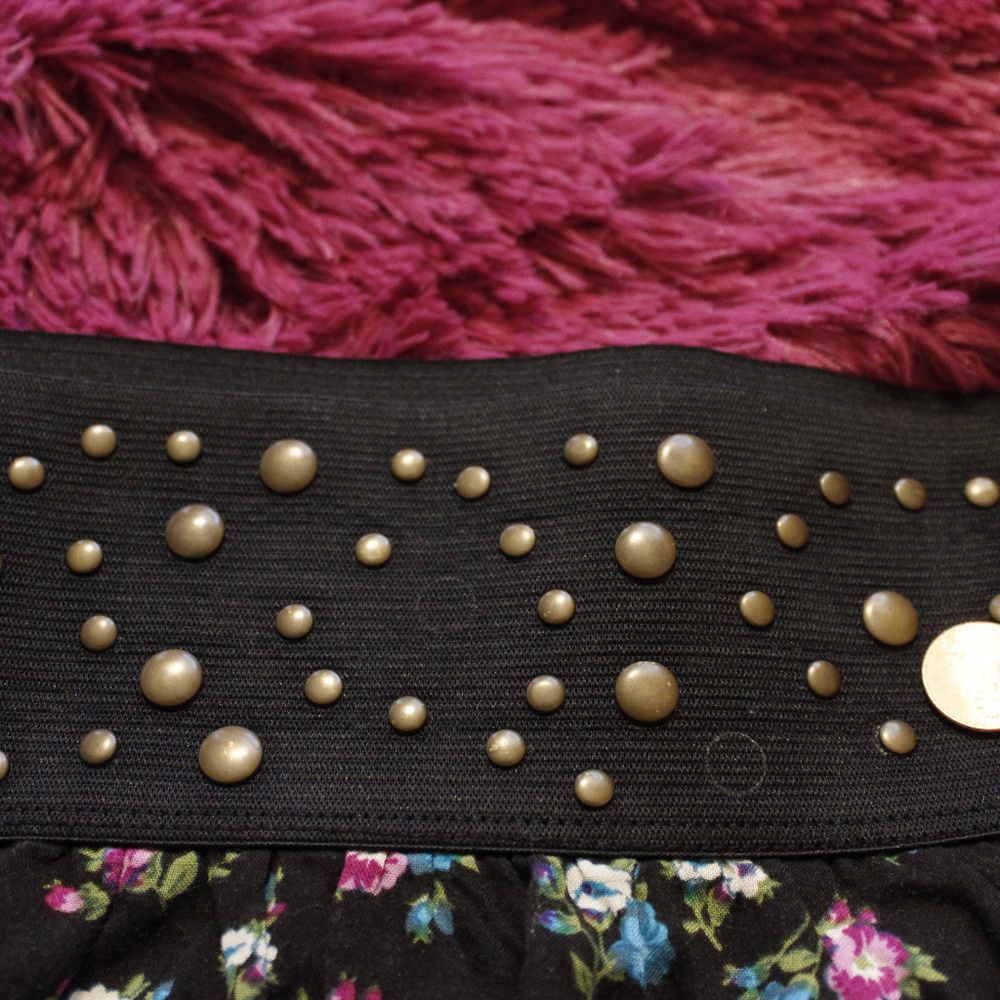 2/$20 Mini Skirts (2) - Two Pretty Small skirts - Picture 3 of 4